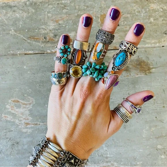 ♥️ Artisan ♥️ Vintage Sterling Silver Floral Ring - Picture 13 of 13